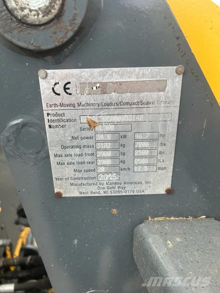 Mustang AL 506 Cab Višenamenski utovarivači