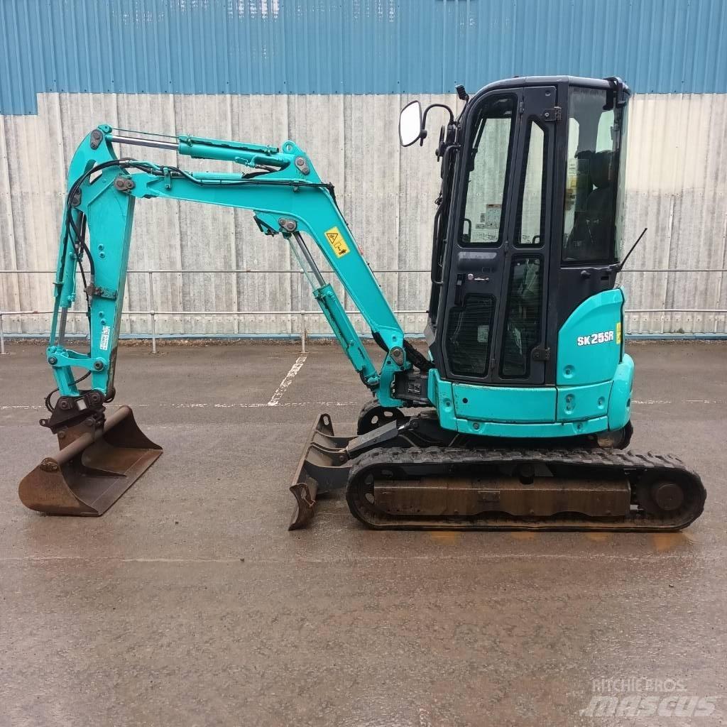 Kobelco SK25SR-6 Mini bageri < 7t
