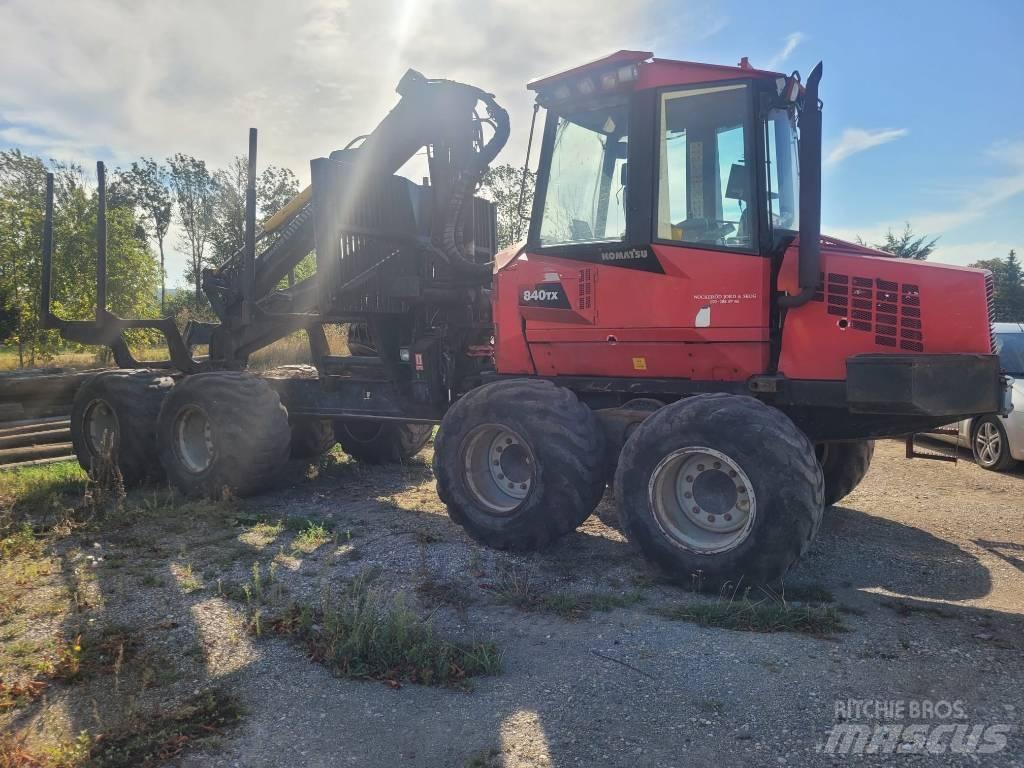 Komatsu 840 TX Forvarderi