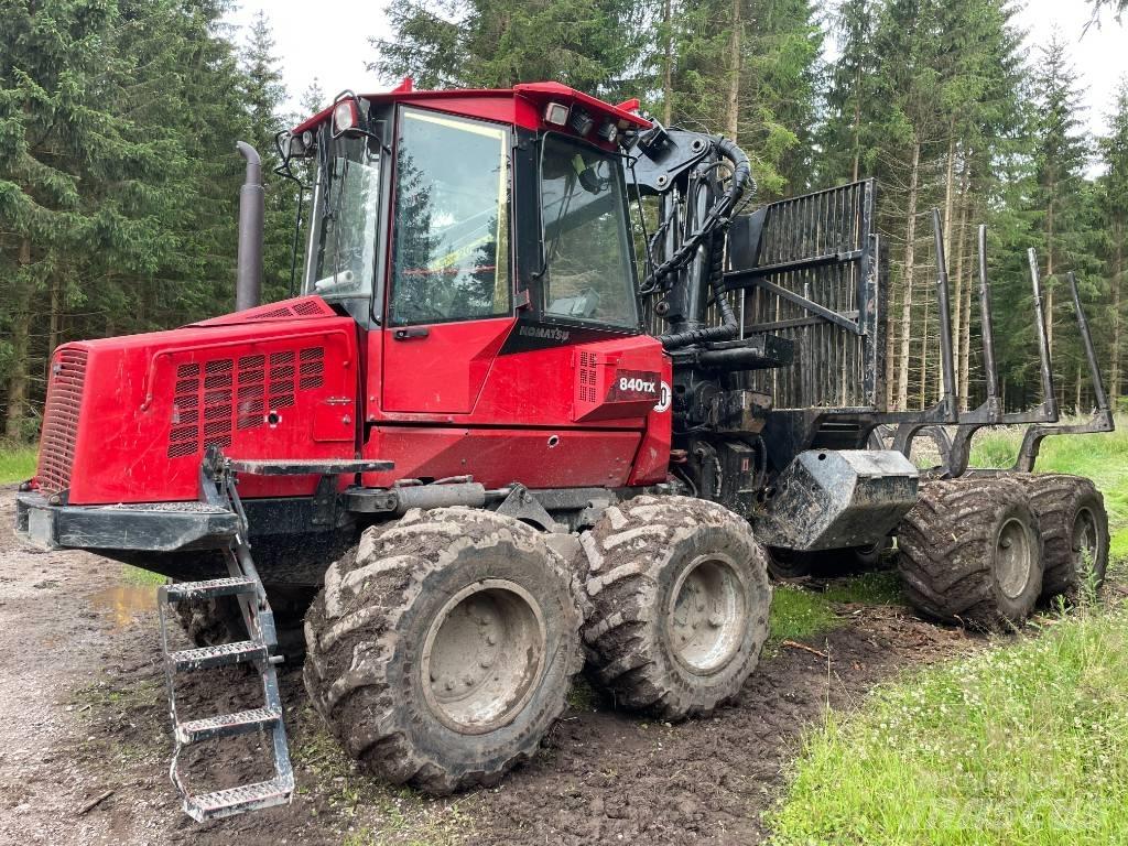 Komatsu 840TX Forvarderi