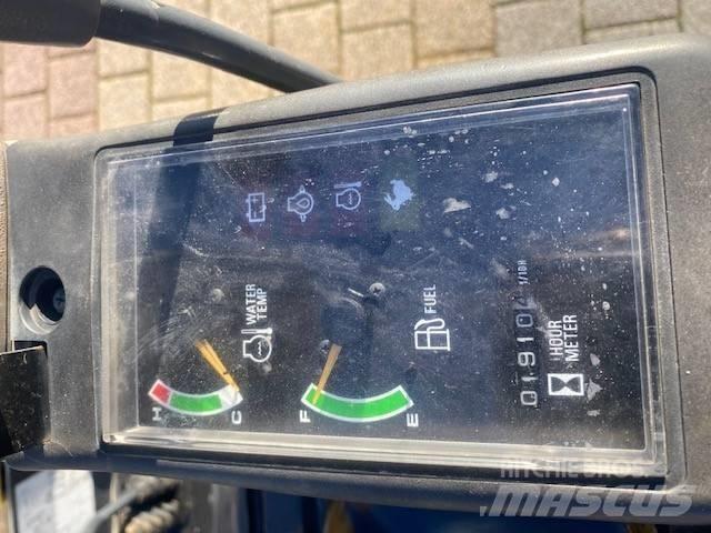 New Holland E 09 SR Mini bageri < 7t