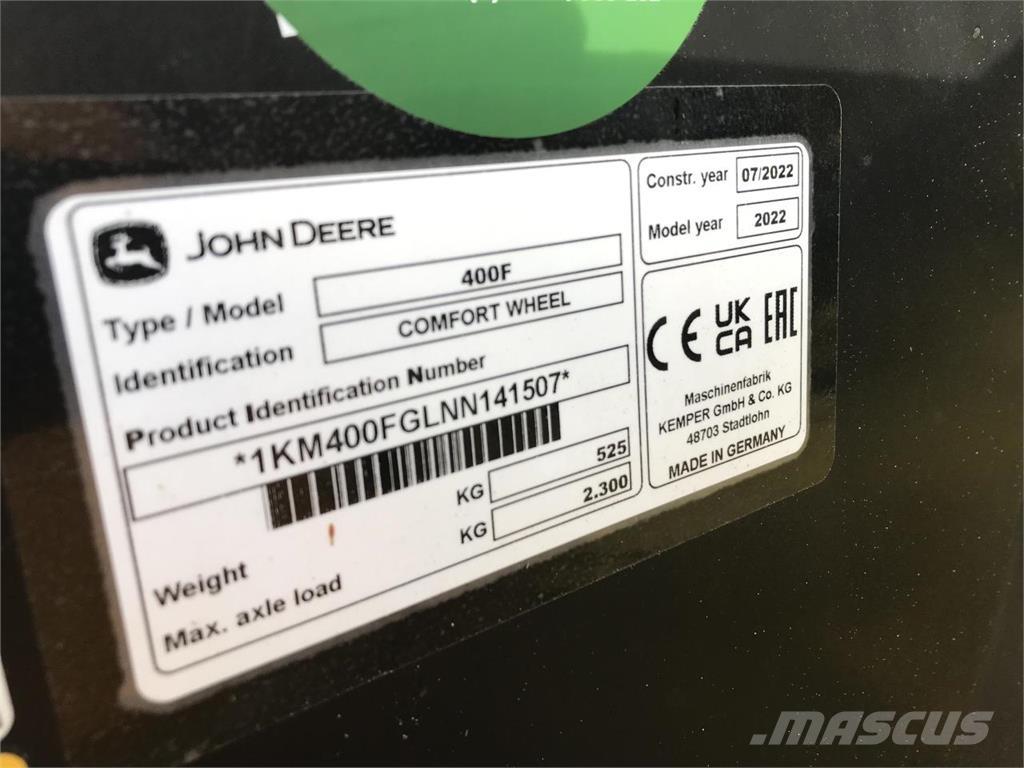 John Deere 9800 Mašine za stočnu hranu sa sopstvenim pogonom