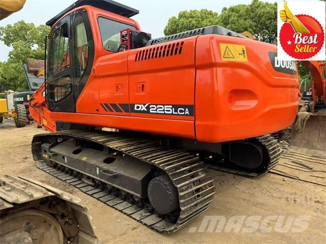 Doosan DX 225 LCA Bageri guseničari