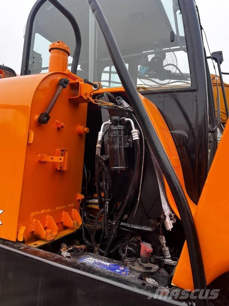 Hyundai Robex 60 W-9 Bageri točkaši