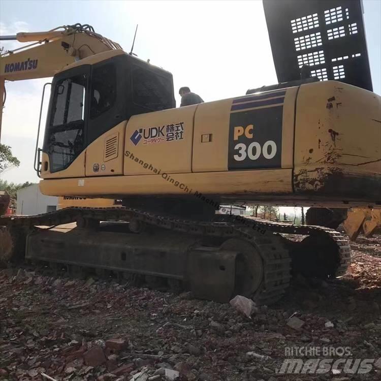 Komatsu 300 Bageri guseničari