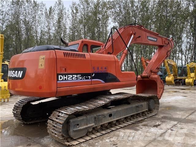 Doosan DH225 Bageri guseničari