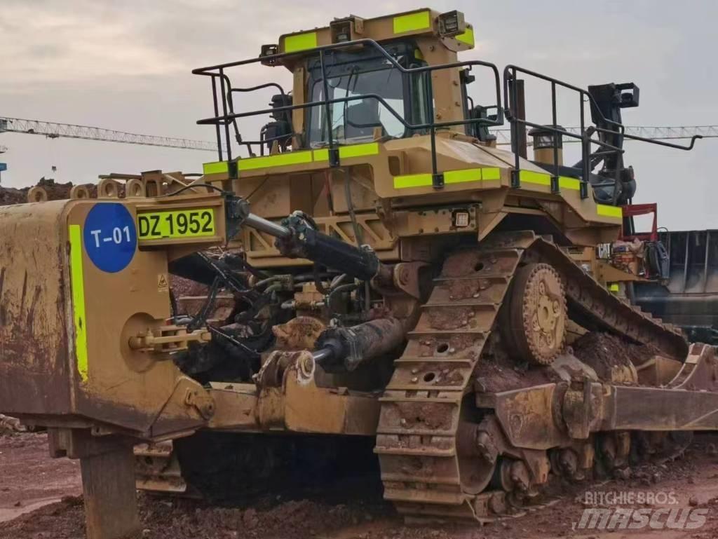 CAT D 11 R Buldožeri guseničari