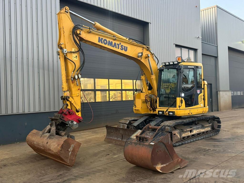Komatsu PC138-11 Bageri guseničari