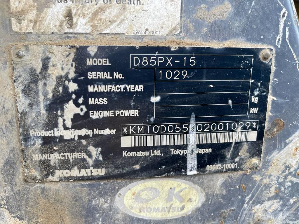 Komatsu D 85 PX-15 Buldožeri guseničari