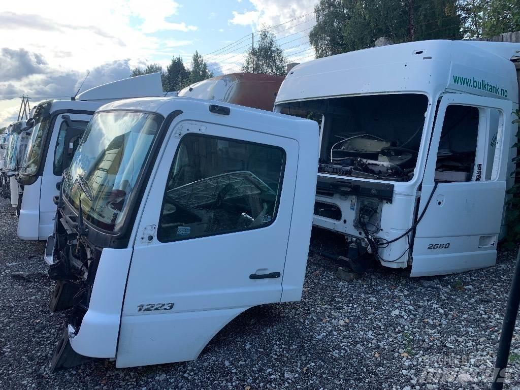 Mercedes-Benz Cabins Kabine i unutrašnjost