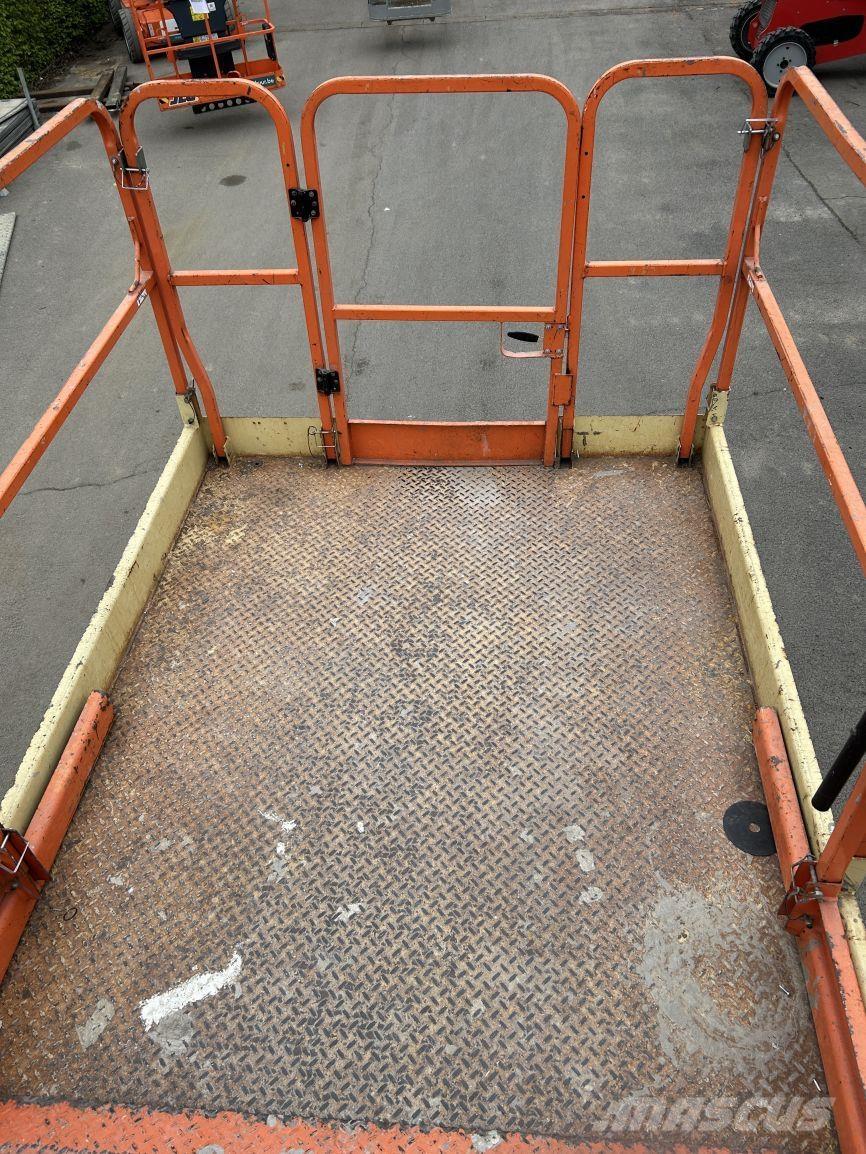 JLG 4069 LE (3614) Makazaste platforme