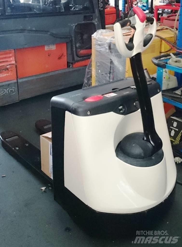 Crown WP 3015 Nisko podizni električni viljuškar