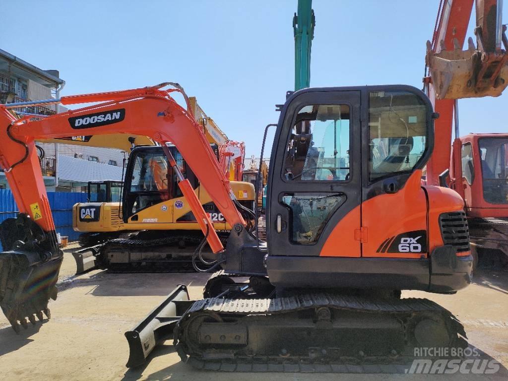 Doosan DX 60 Bageri guseničari