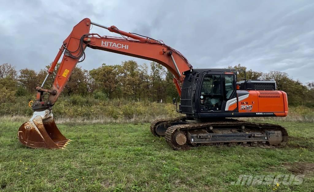 Hitachi ZX 300 LC-7 Bageri guseničari