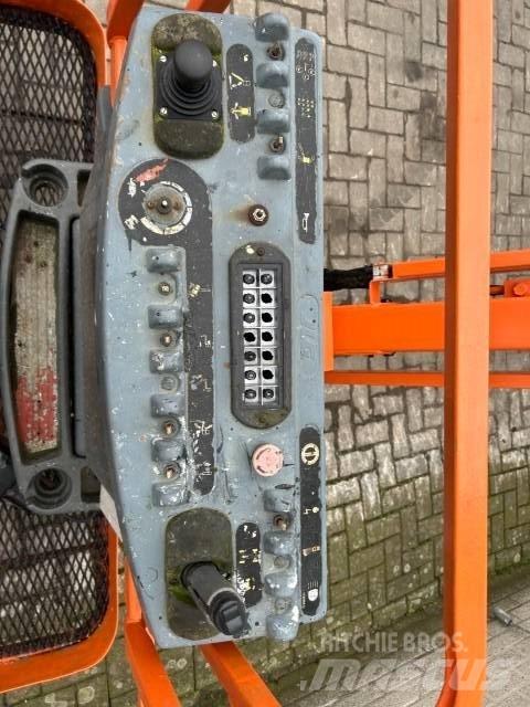 JLG 450 AJ Zglobne podizne platforme