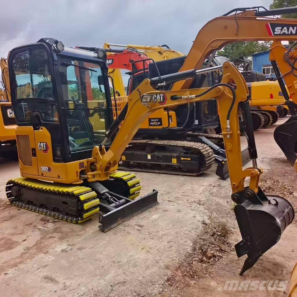 CAT 302 Mini bageri < 7t