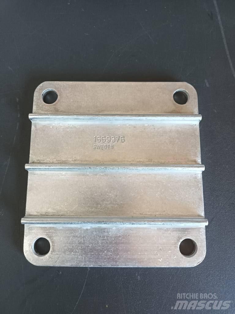 Volvo COVER 1669376 Kargo motori