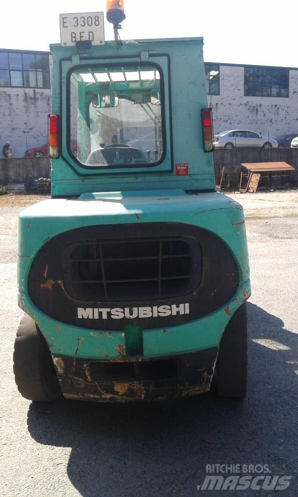 Mitsubishi FD45K2 Dizelski viljuškari