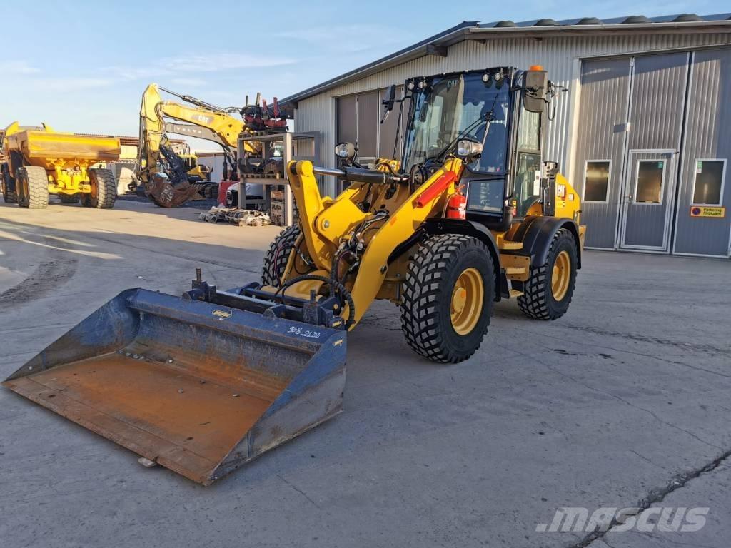 CAT 908 Utovarivači na točkove