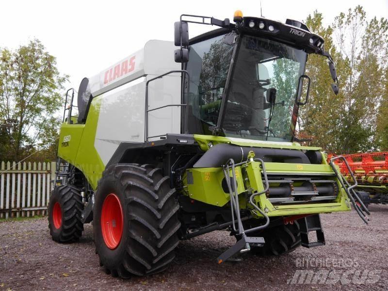 CLAAS TRION 660 Kombajni