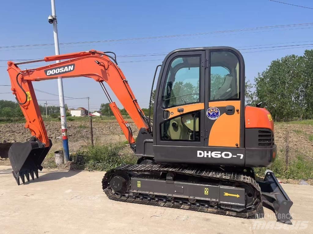 Doosan DH 60-7 Mini bageri < 7t