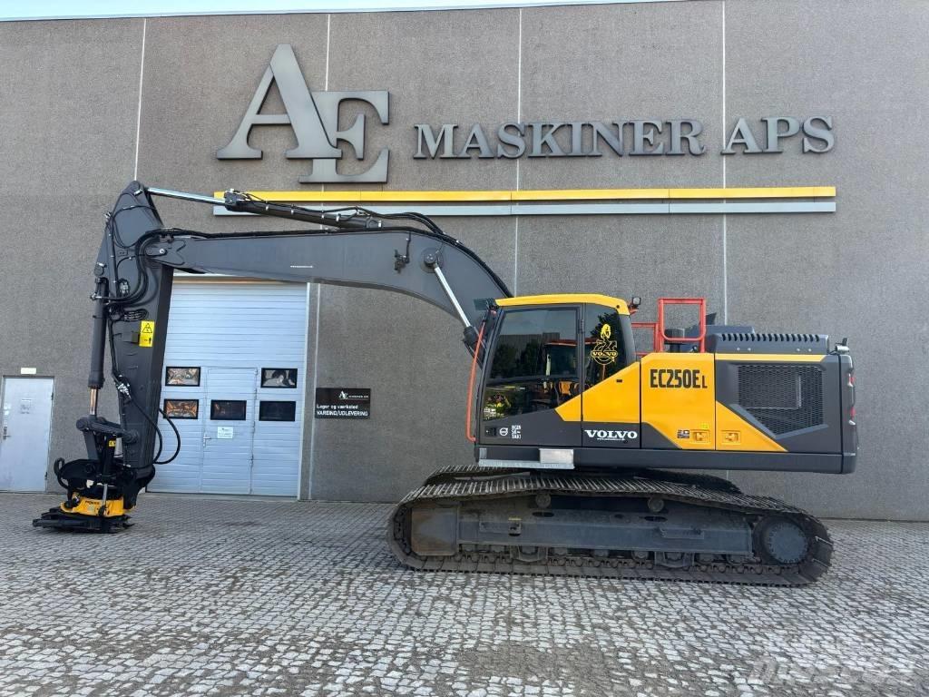 Volvo EC 250 EL Bageri guseničari
