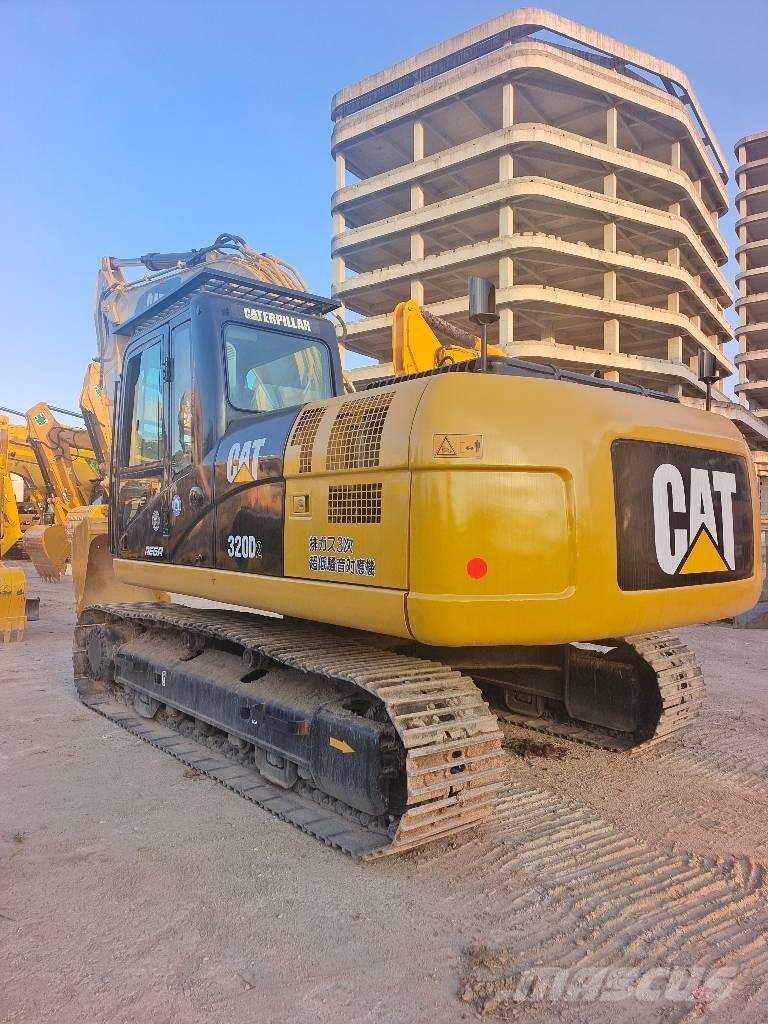 CAT 320D Bageri guseničari