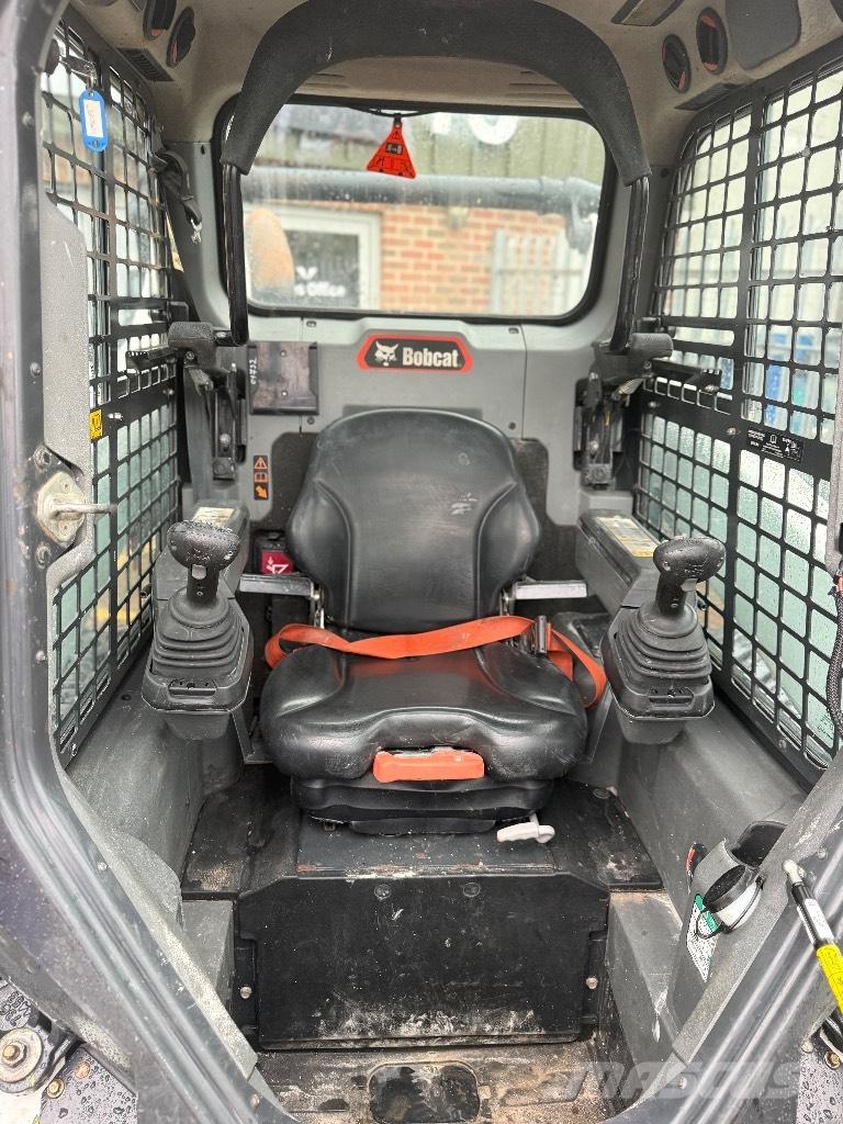 Bobcat T 66 Utovarivaču guseničara