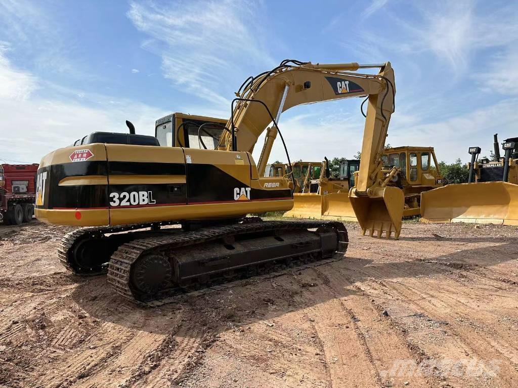 CAT 320 B Bageri guseničari
