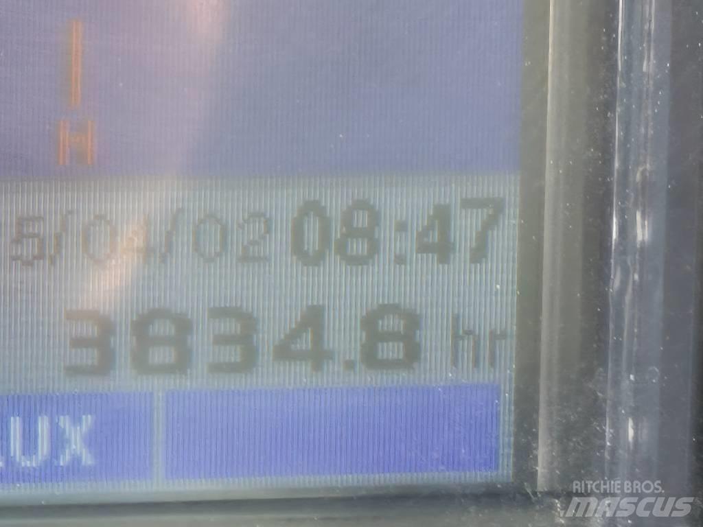 Takeuchi TB 280 FR Bageri guseničari