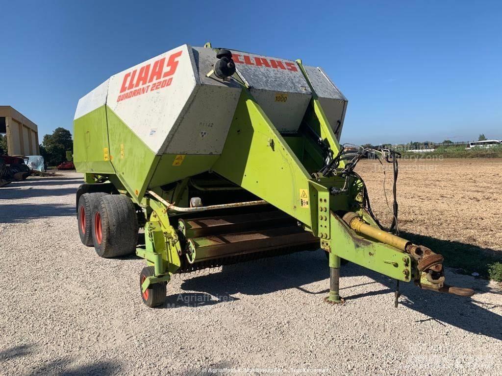 CLAAS Quadrant 2200 Prese/balirke za četvrtaste bale