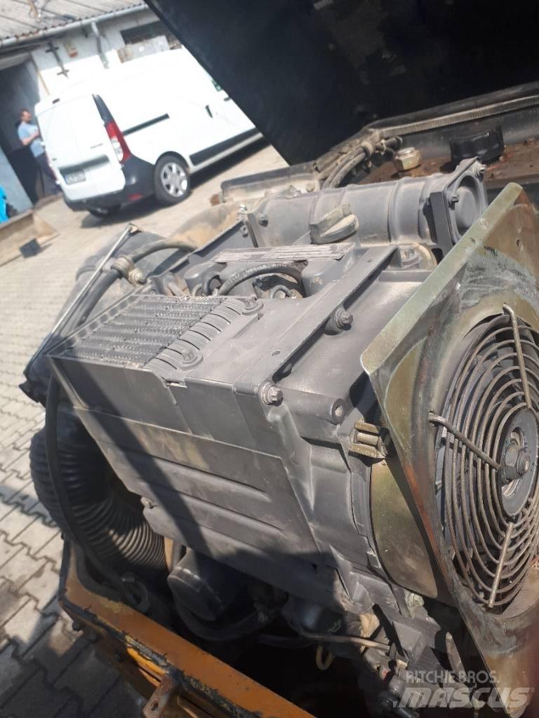 Bomag BW 100 AD-3 Valjci sa duplim bubnjem