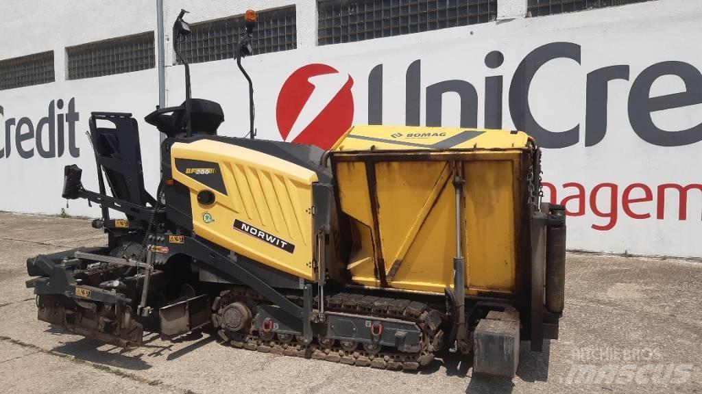 Bomag BF 200 C-2 Asfaltni finišeri