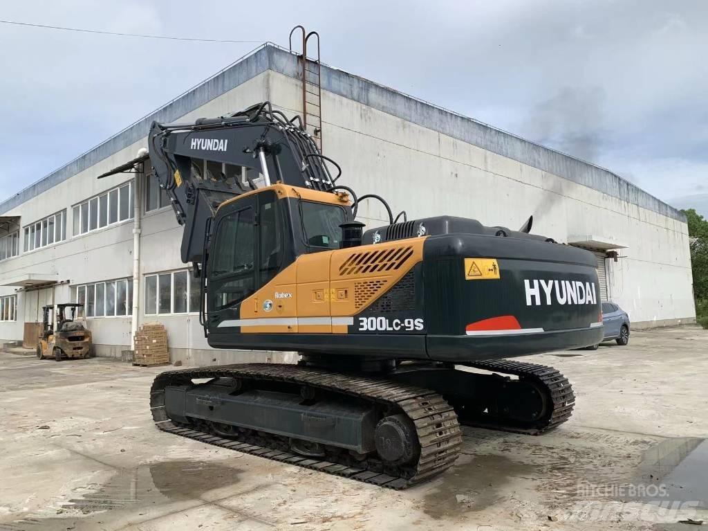 Hyundai R300LS-9S Bageri guseničari