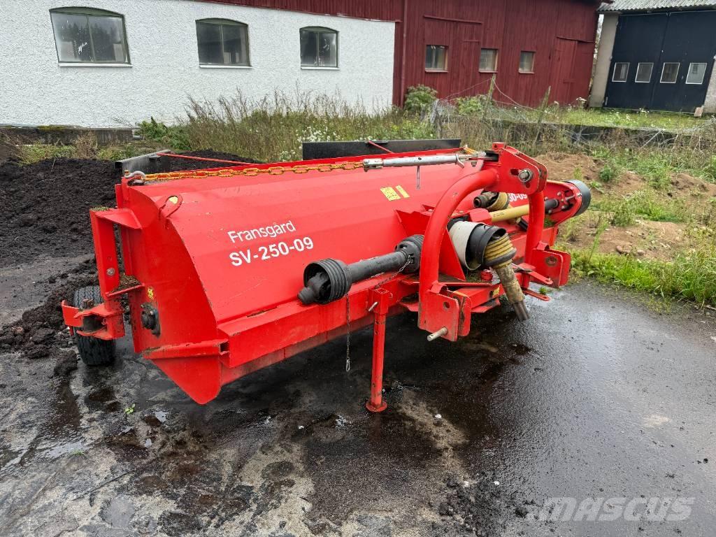 Fransgård SV 250-09 Okretači i sakupljači sena