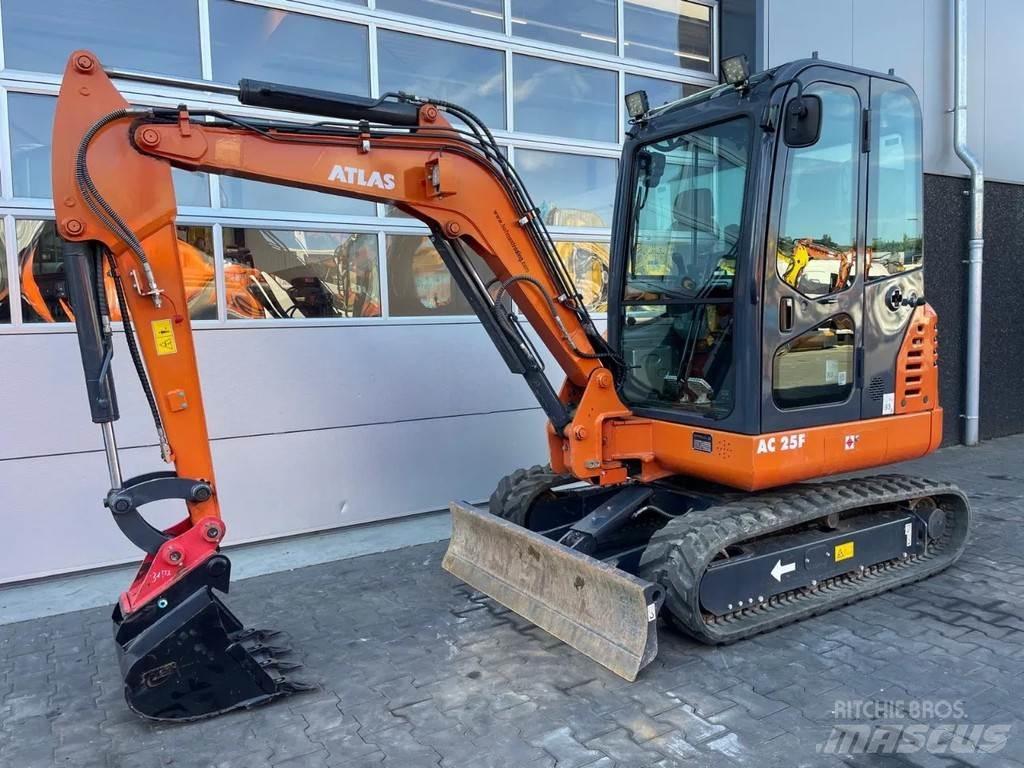 Atlas AC25F Mini bageri < 7t