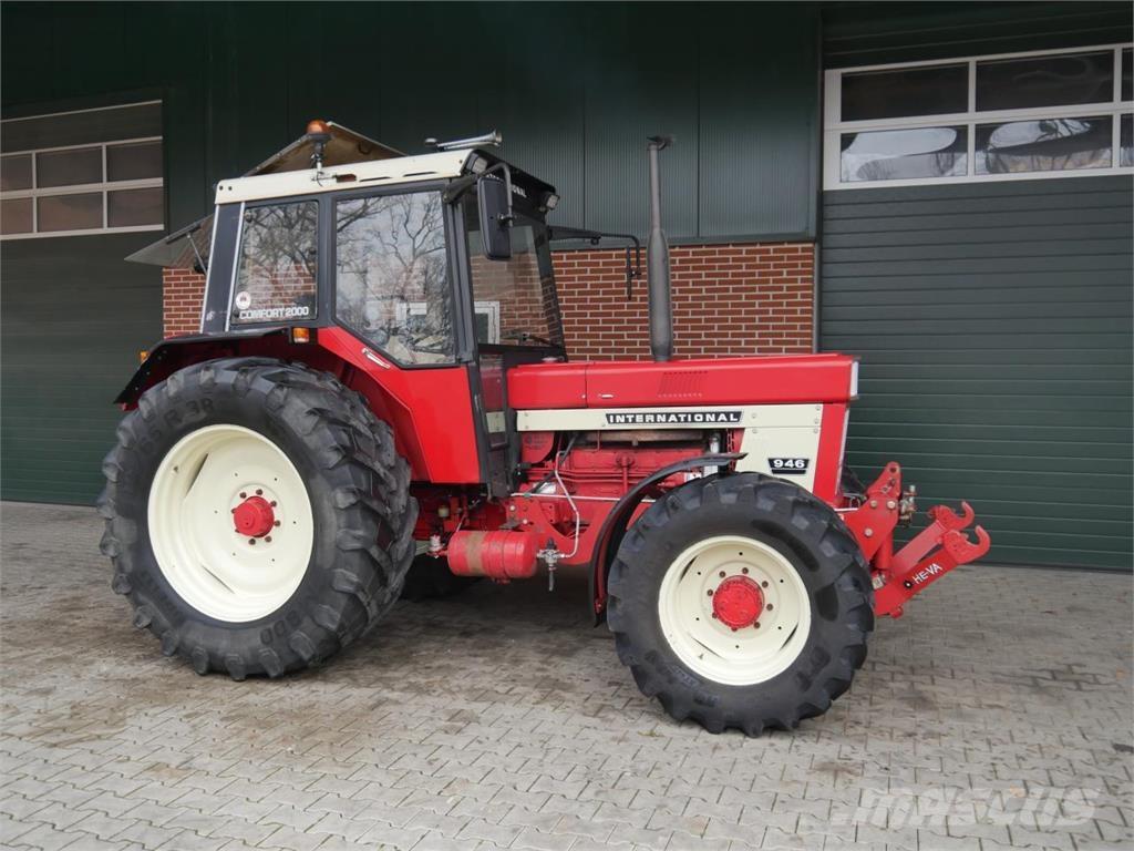 Case IH IHC 946 AS Traktori
