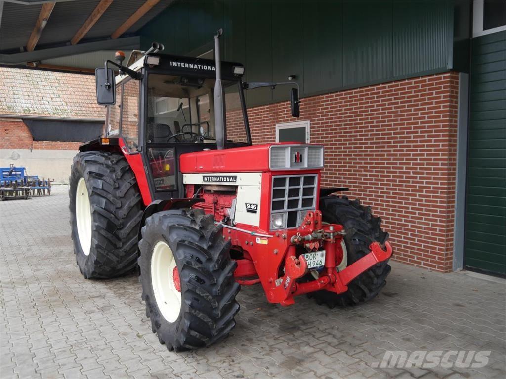 Case IH IHC 946 AS Traktori