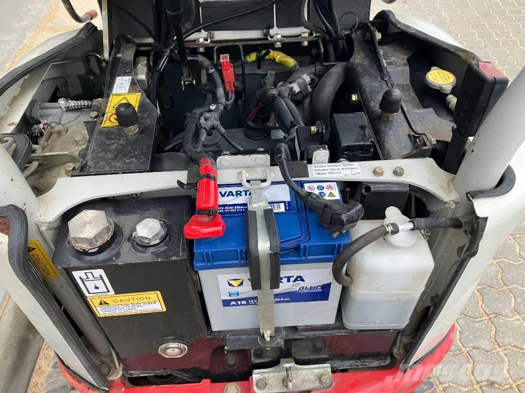 Takeuchi TB 210 Mini bageri < 7t