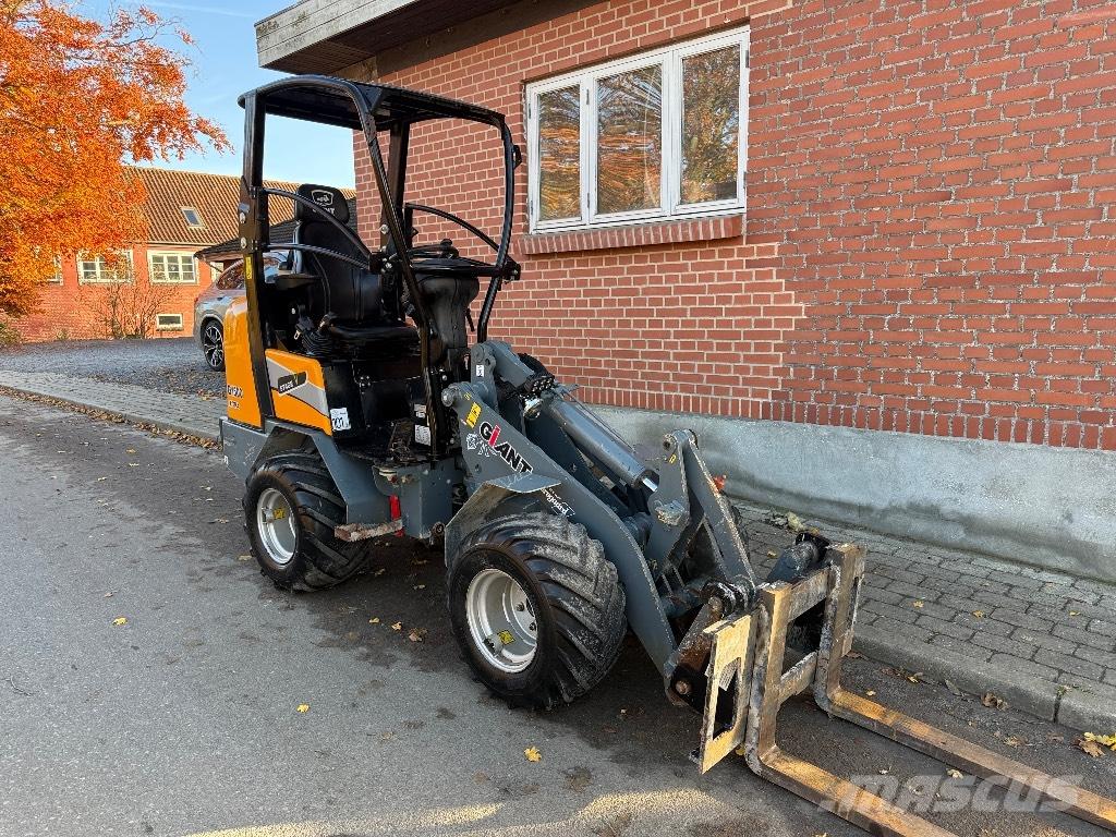 GiANT G 1500 X-tra Mini utovarivači