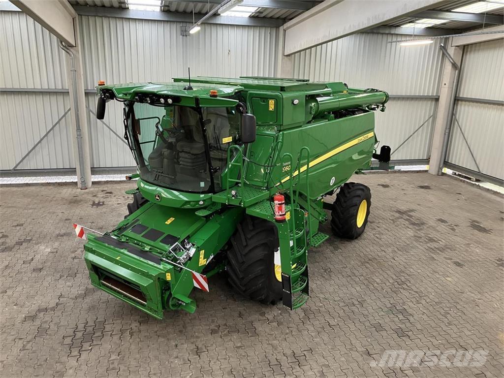 John Deere T560 Kombajni