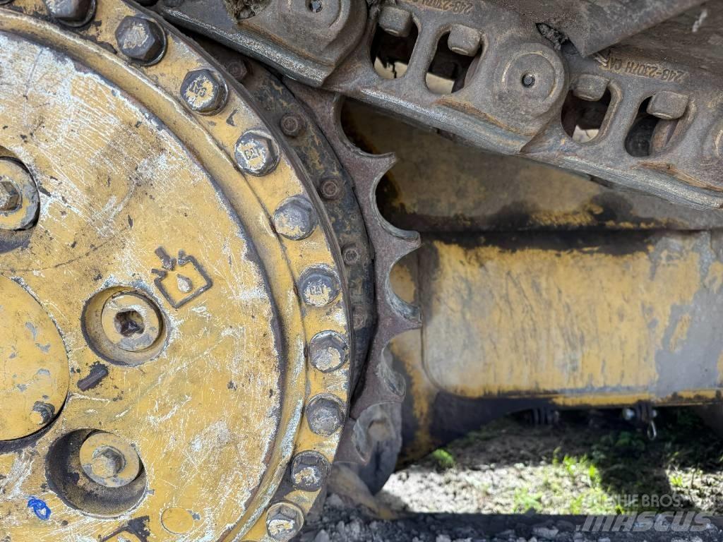 CAT D 6 T LGP Buldožeri guseničari