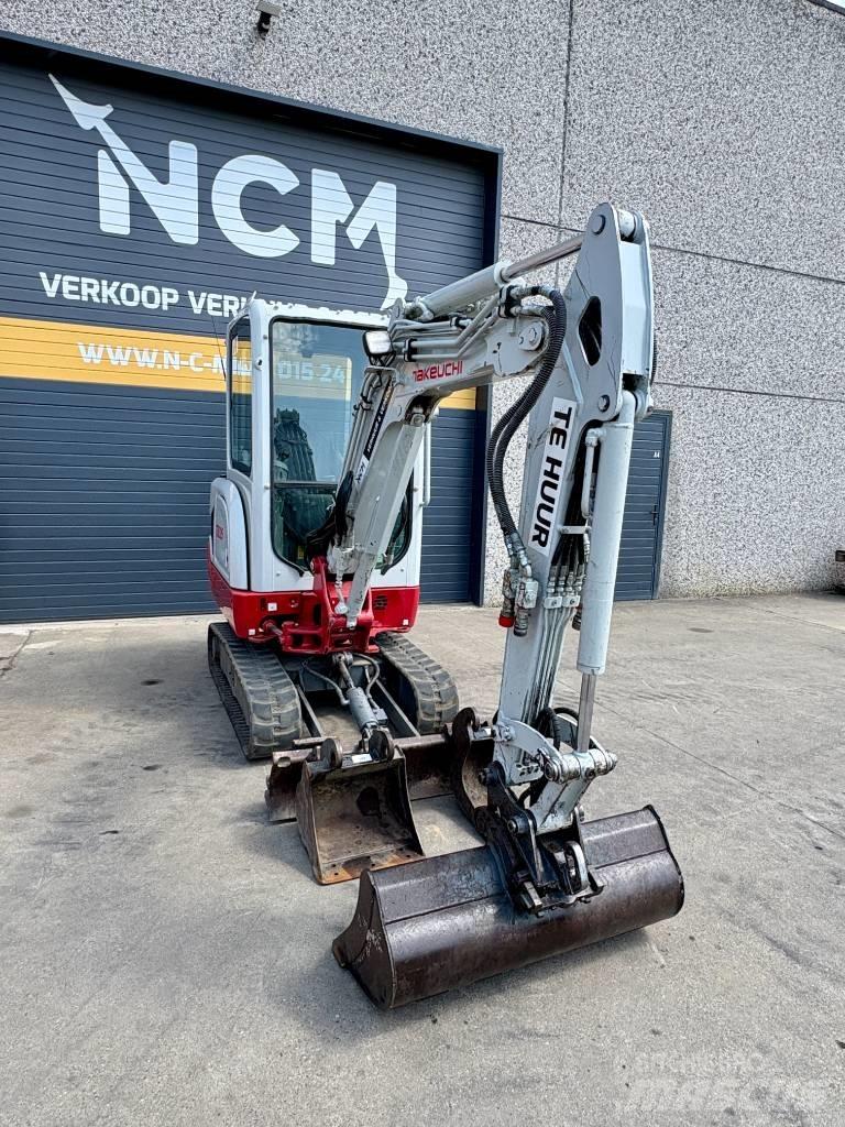 Takeuchi TB 225 Mini bageri < 7t