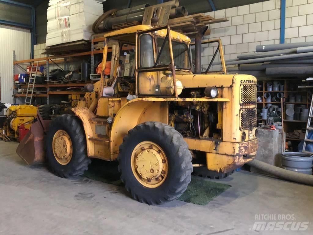 CAT 922 B Utovarivači na točkove