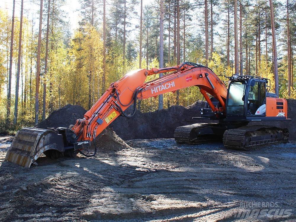 Hitachi ZX 250 LC-6 Bageri guseničari