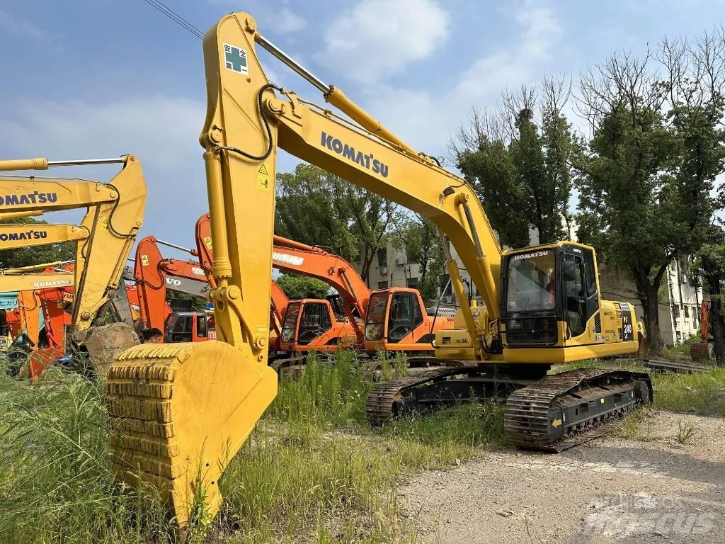 Komatsu PC240-8 Bageri guseničari