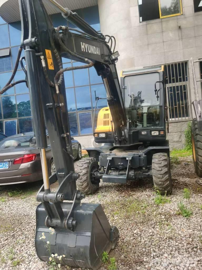 Hyundai R 60 W Bageri točkaši