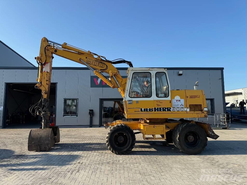 Liebherr A 900 C Bageri točkaši
