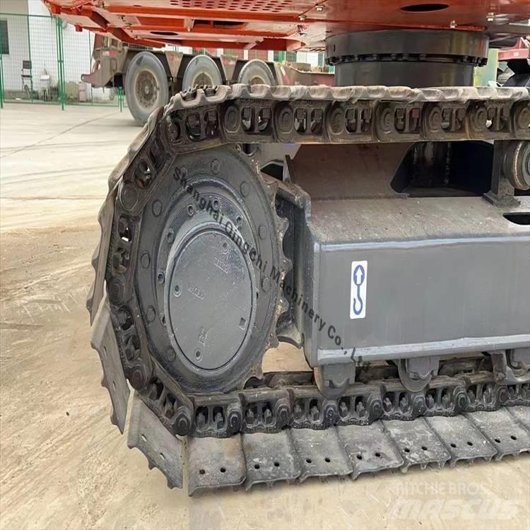 Hitachi zx70 Bageri guseničari