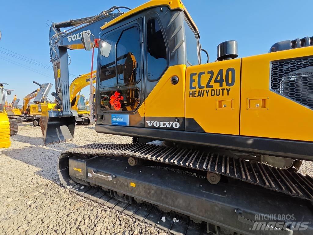 Volvo EC 240 B LC Bageri guseničari